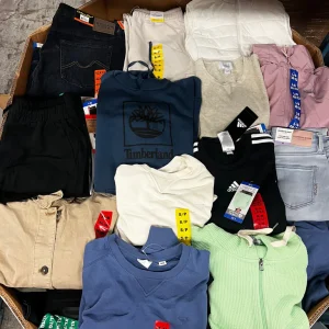 Costco Clothing 800pcs